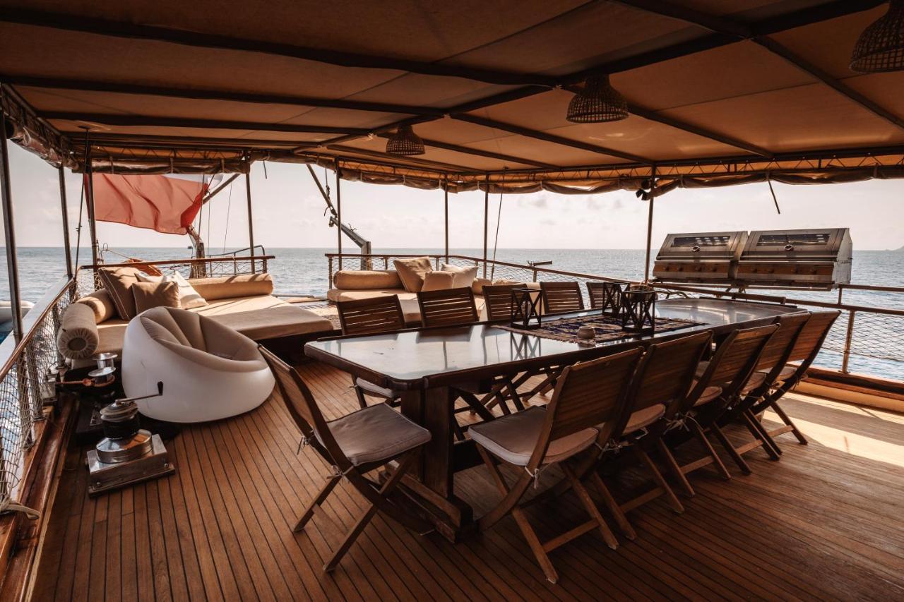 Sicily Sea Charter Hande Capo Galera Hotel Palermo Exterior photo